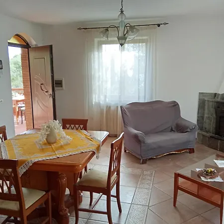 Casa Spinosa Casa de Férias Lentiscosa